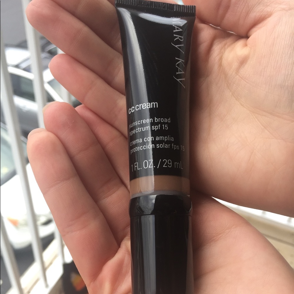 Very Deep Mary Kay CC cream